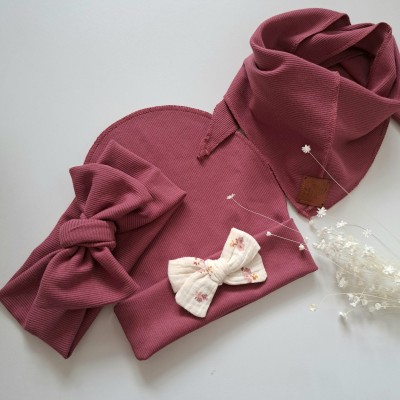 Komplet S czapka z kokardą i chusta HANDMADE dla maluszka